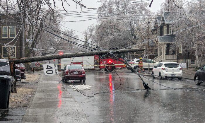 2 Dead, Over a Million Without Power After Ice Storm Hits Canada