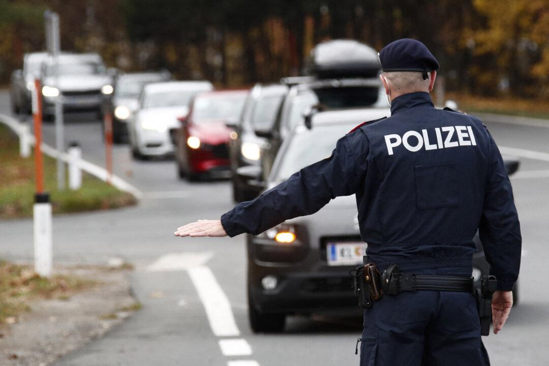 Austria: 35 Migrants Found in Trailer, Driver Arrested