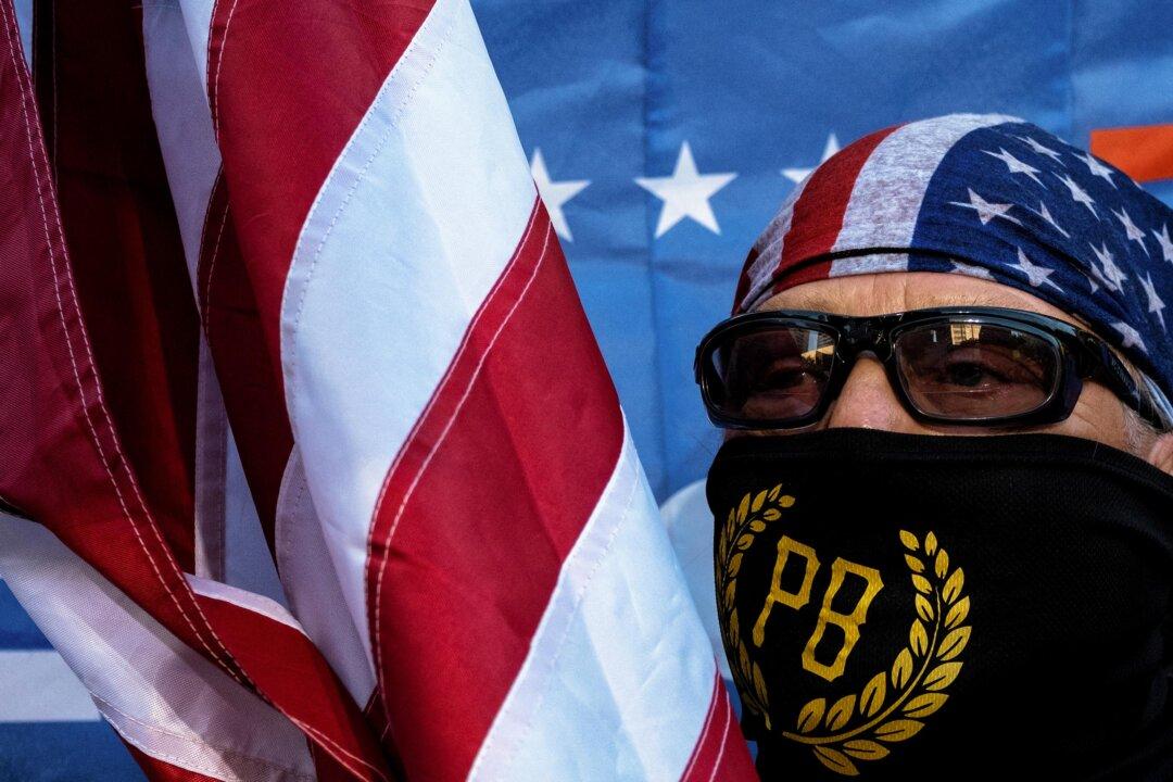 40 Undercover Informants and Agents Monitoring the Proud Boys on Jan. 6, Court Papers Allege