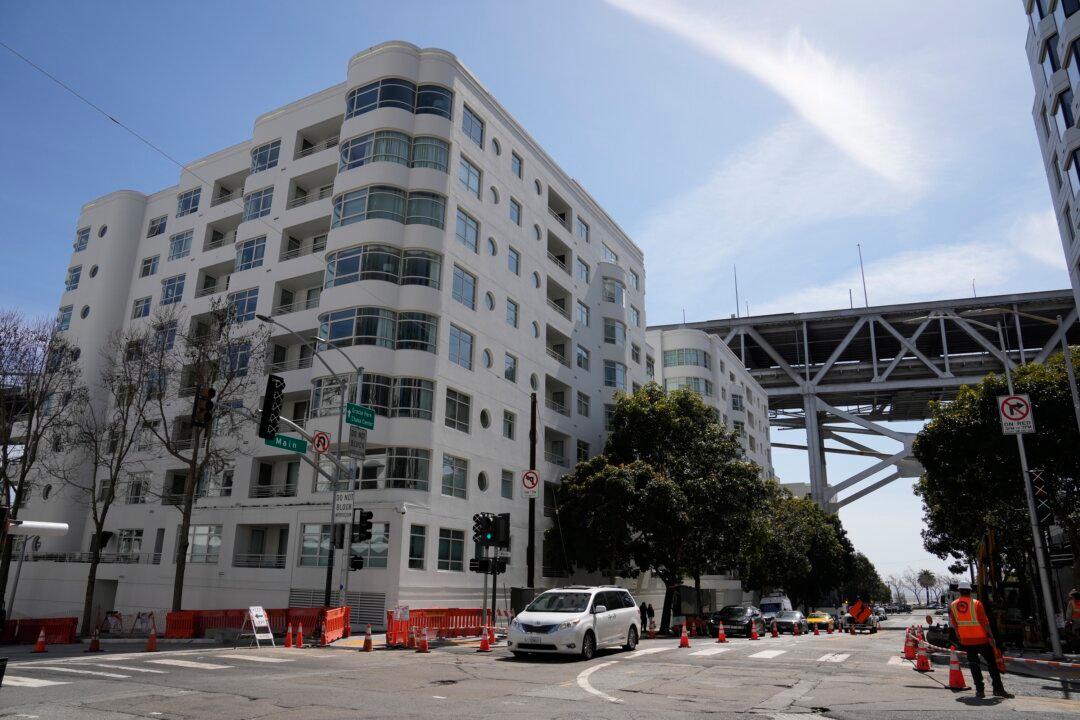 Few Details in San Francisco Stabbing Death of Cash App Founder Bob Lee