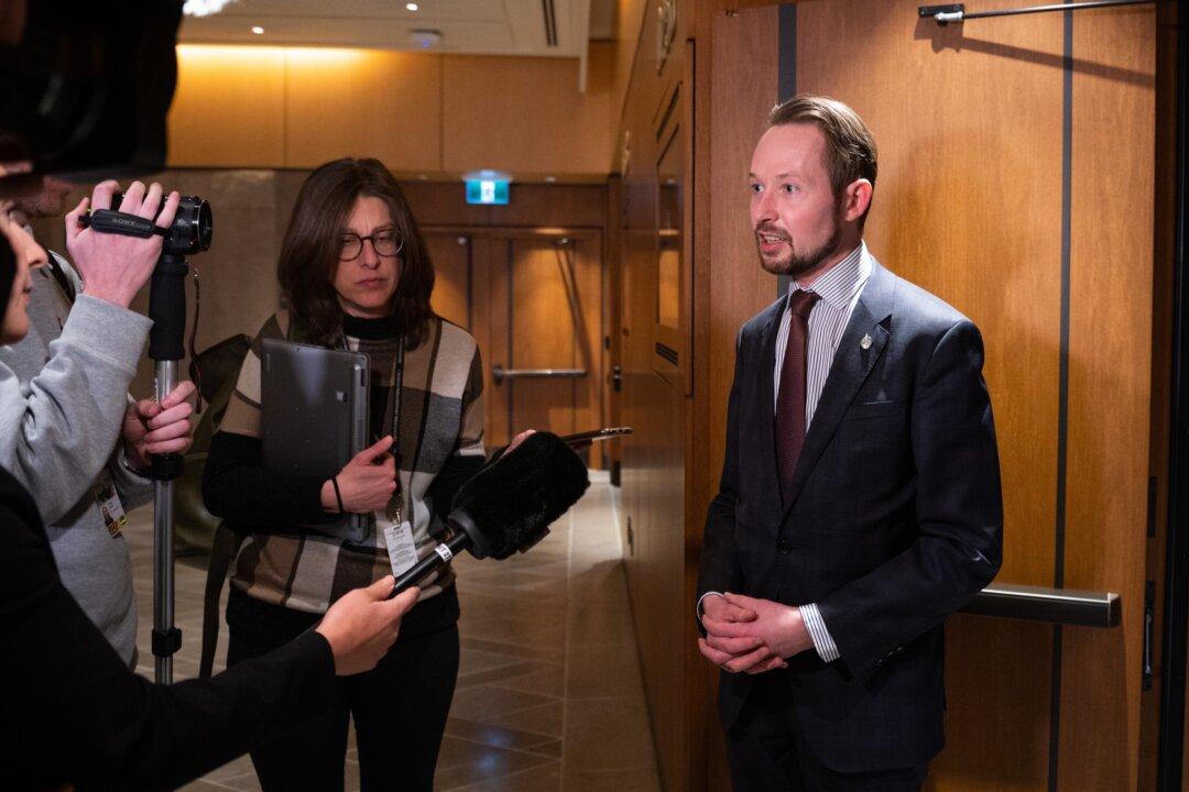 Opposition MPs Say Feds Are Stalling Response to Foreign Interference Info Request