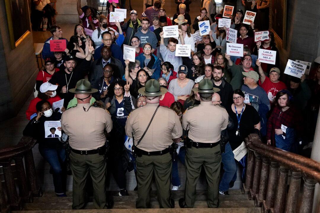 Protestors Swarm Tennessee State Capitol Amid Vote to Expel 3 Democrat Lawmakers
