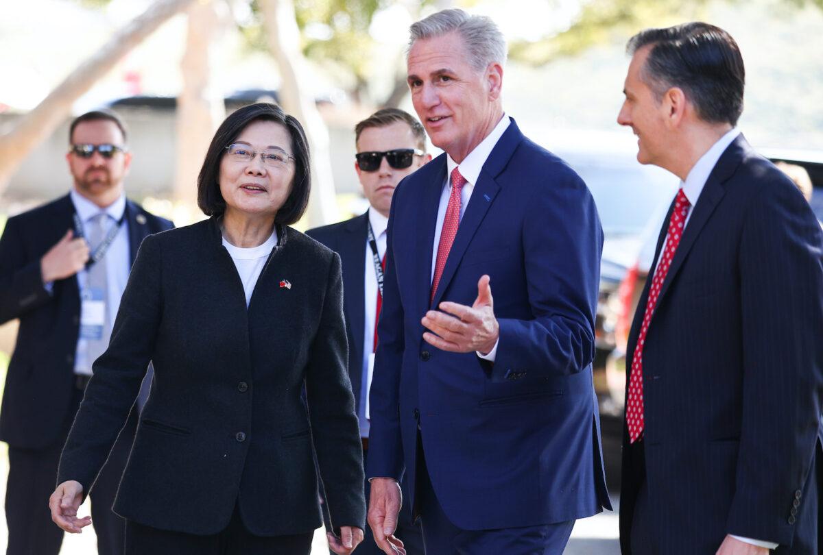 Speaker of the House Kevin McCarthy (R-Calif.) greets Taiwanese President Tsai Ing-wen on arrival at the Ronald Reagan Presidential Library for a bipartisan meeting in Simi Valley, Calif., on April 5, 2023. The historic meeting occurring on U.S. soil has been greeted by threats of retaliation from Beijing. (Mario Tama/Getty Images)