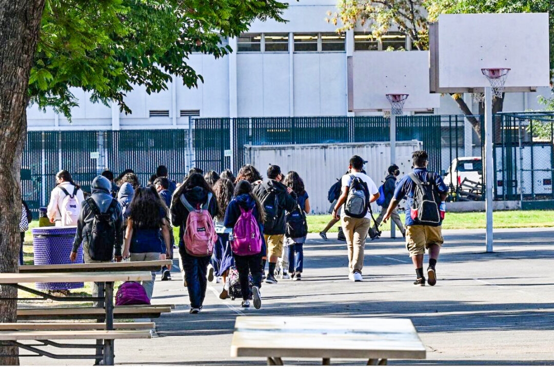 加州20名教師因嘲諷柯克遇害被調查