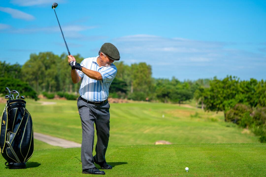 Rookie Senior Golfers Reap Mental, Physical Benefits