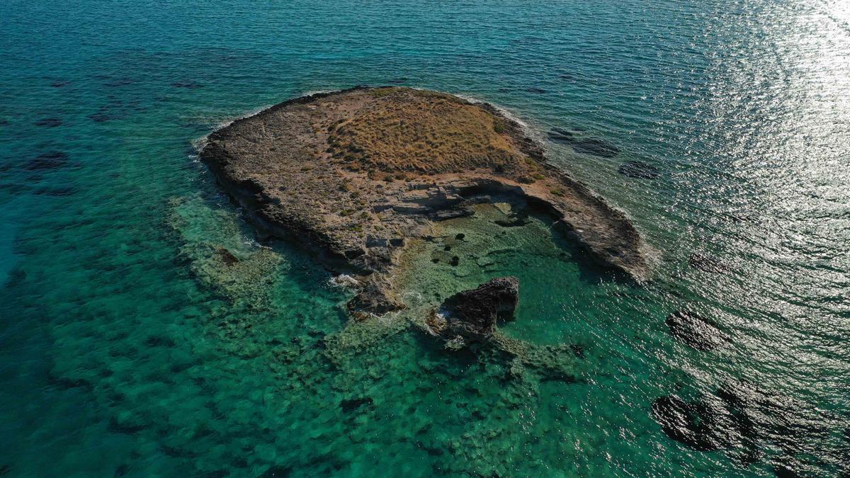 Aerial view of the sunken city of Pavlopetri in between Pounta beach and Elafonisos island, Greece. (Aerial-motion/Shutterstock)