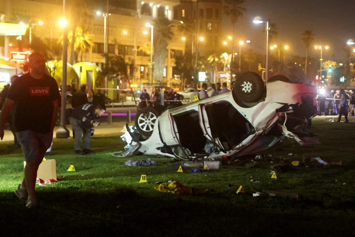 A general view of the scene of an attack in Tel Aviv, Israel, on April 7, 2023. (Nir Elias/Reuters)