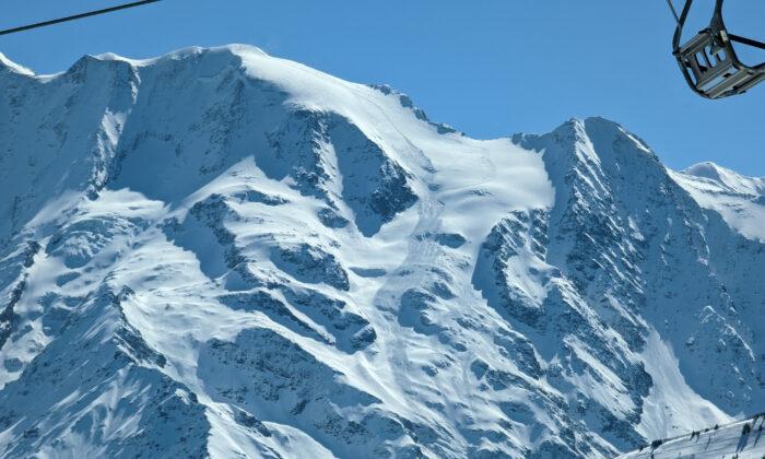 Avalanche in French Alps Kills at Least 4 People