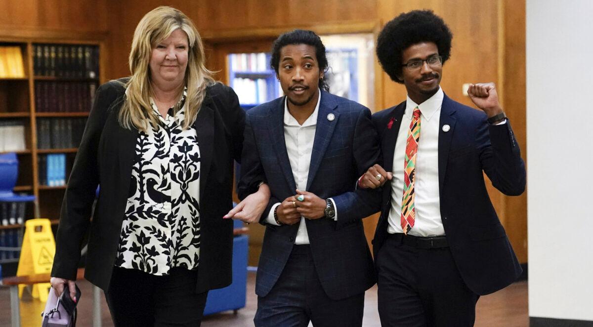 (L–R) State Rep. Gloria Johnson (D-Knoxville), Justin Jones, and Justin Pearson arrive at Fisk University in Nashville, Tenn., on April 7, 2023. (Andrew Nelles/The Tennessean via AP)