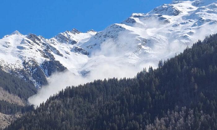 Mountain Teams in Slovenia Rescue Climbers Stuck in the Alps