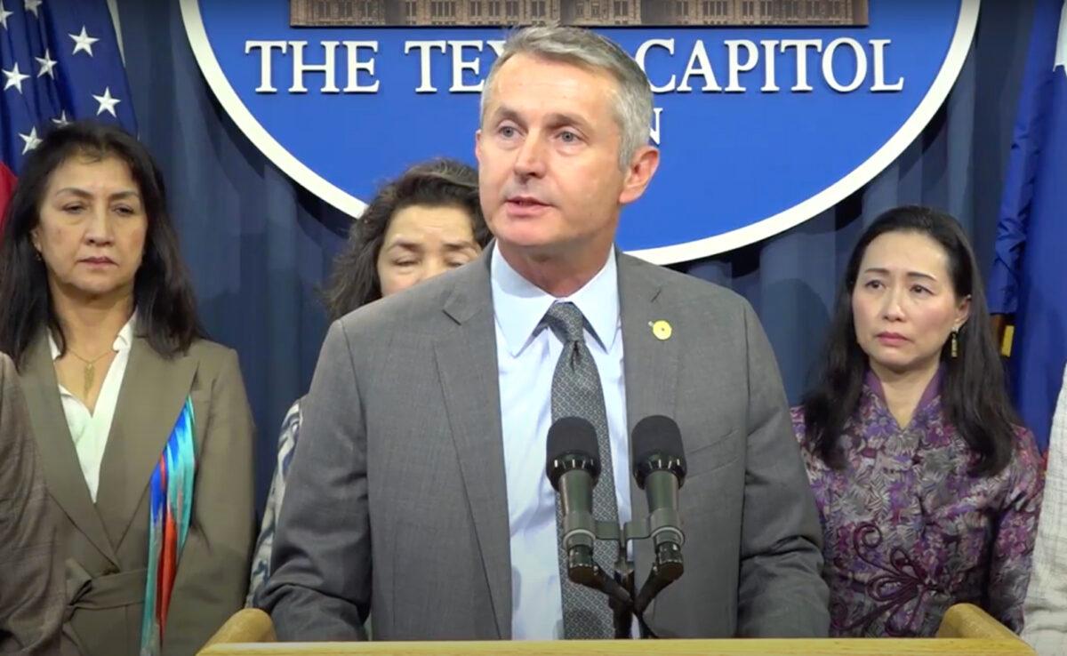 Texas state Rep. Tom Oliverson speaks at a press conference highlighting the Chinese regime's forced organ harvesting, in Austin, Texas, on March 29, 2023, in a still from a video. (The Epoch Times)
