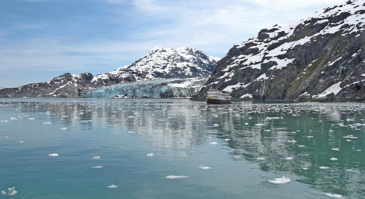 Kayaking Among Whales and Bears in Alaska’s Glacier Bay National Park