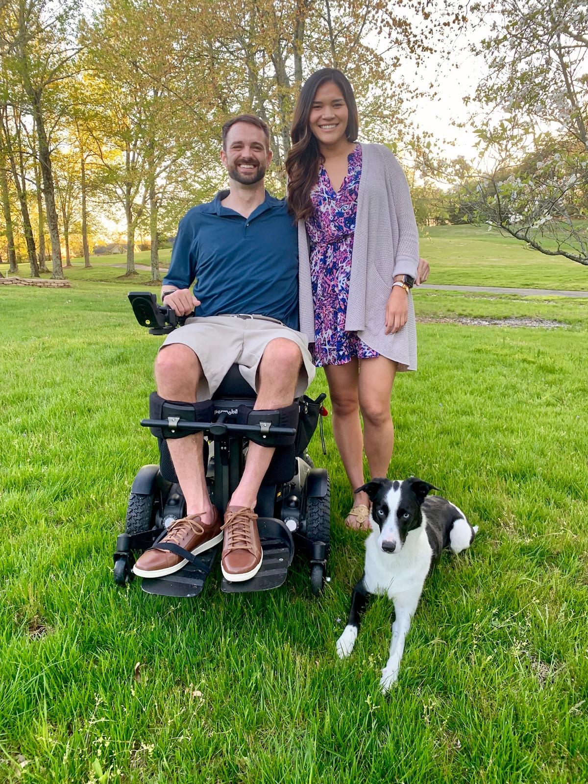 The couple, who met each other for the first time in August 2018, say they believe in staying positive and spreading love. (Courtesy of <a href="https://positivelyparalyzed.org/">Hanna and Jerod Nieder</a>)