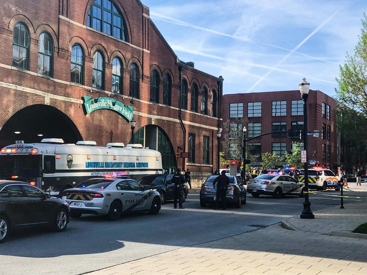 Officer and 2nd Victim in Critical Condition After 5 Killed at Louisville Bank, Including Assailant