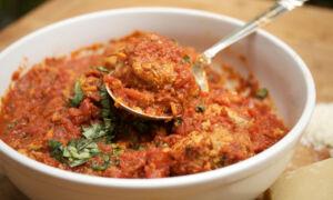 Chicken Meatballs With Zesty Tomato Sauce Is a Weekday Favorite