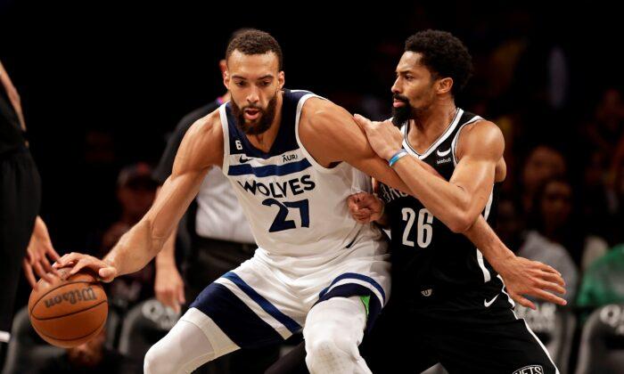 Wolves Suspend Gobert Post-Punch for Play-In Game vs. Lakers