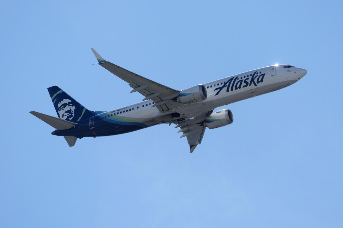 Alaska Airlines Pilot Pleads Not Guilty to Attempted Murder Charges After Trying to Disable Engines on Plane