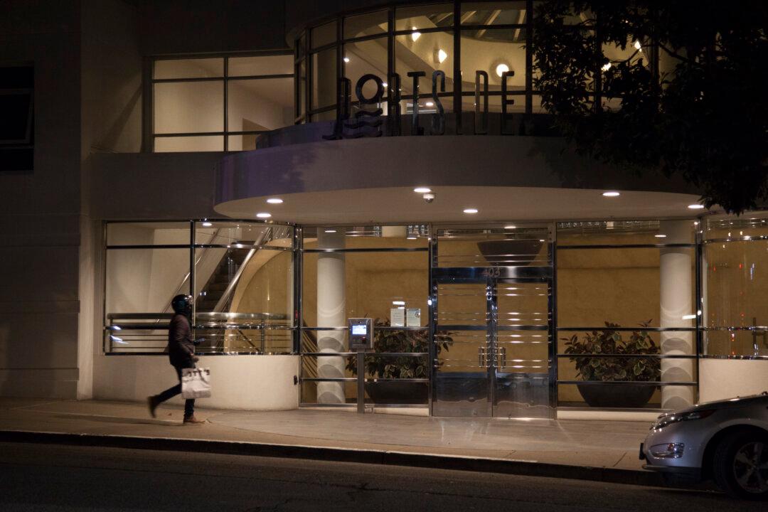 Bob Lee Called 911 and Tried to Help Himself, Record and Videos Show