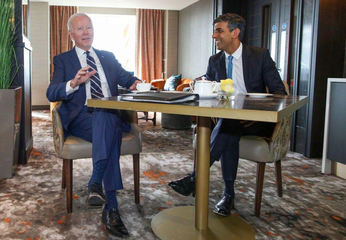 British Prime Minister Rishi Sunak and U.S. President Joe Biden talk in Belfast, Northern Ireland, on April 12, 2023. (PA)