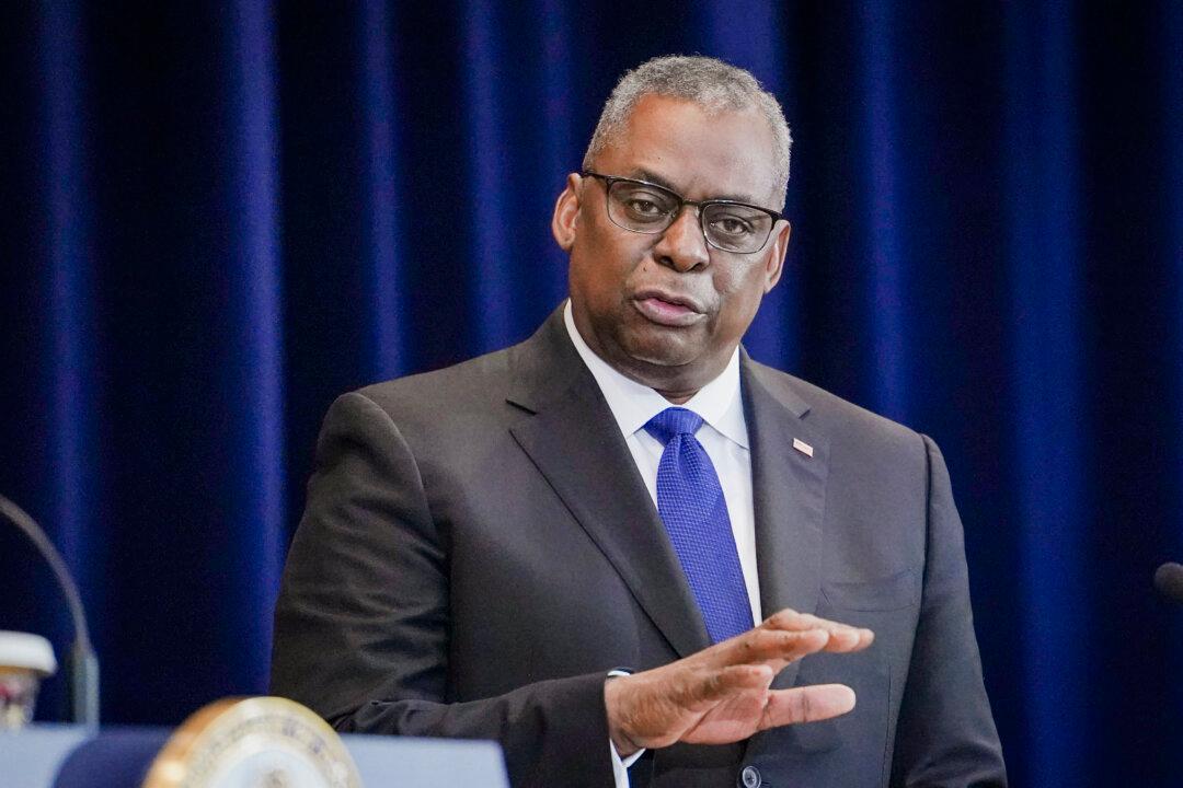 Lloyd Austin Vows to Take ‘Any Measures Necessary’ to Prevent US Security Leaks, Orders Review of Intel Access