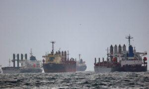 Attack on Russian Pipeline in Kharkiv Puts Black Sea Grain Deal at Risk