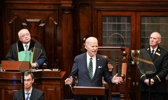 Biden Signs Measure Ending COVID-19 National Emergency