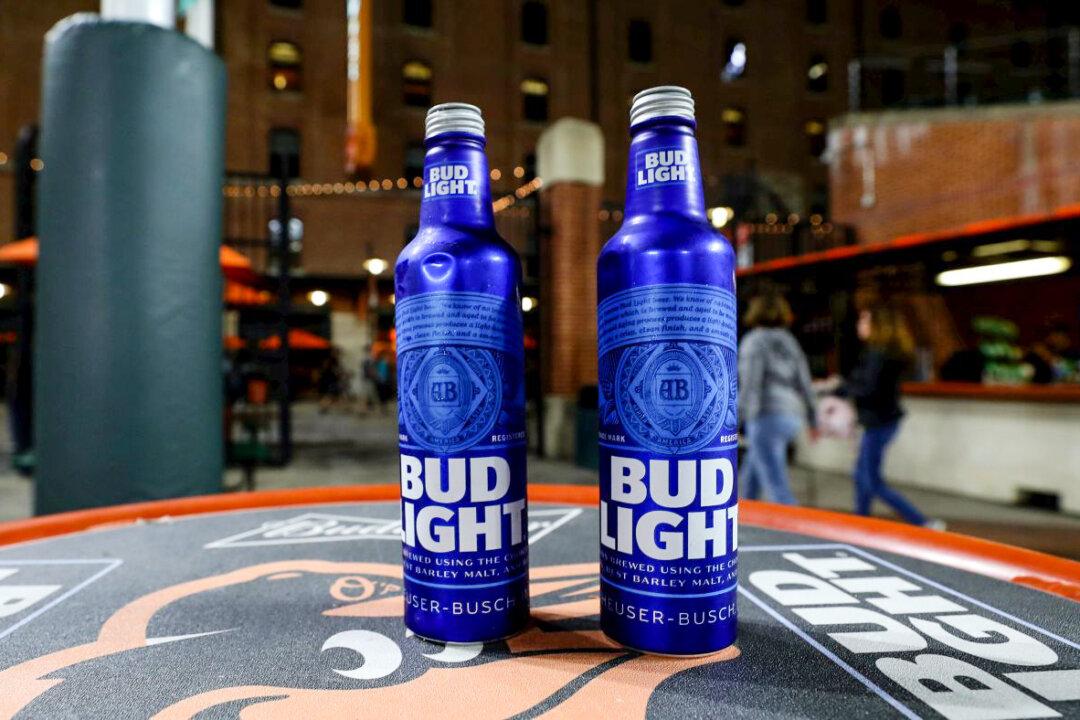 Former Anheuser-Busch Executive Says Bud Light Backlash Isn’t ‘Going Away’