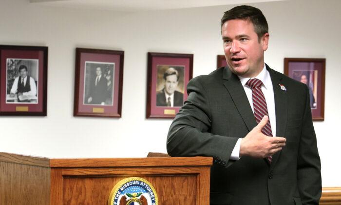 Missouri Attorney General Andrew Bailey speaks to his staff in March 2023. (Courtesy of the Missouri Attorney General's Office)