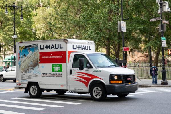 An U-Haul van rides in Manhattan, New York on Sept. 14, 2020. (Chung I Ho/The Epoch Times)