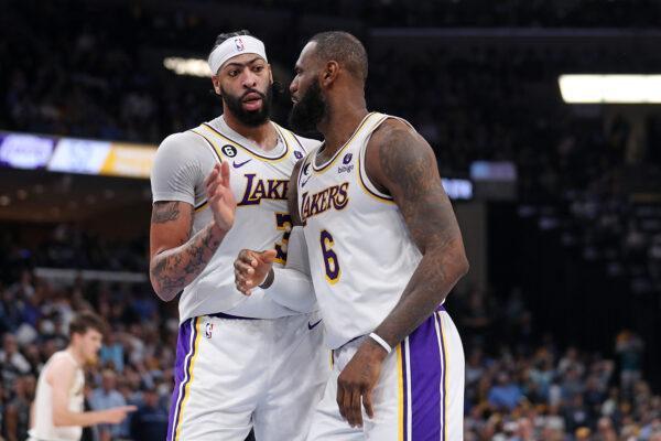Anthony Davis (3) of the Los Angeles Lakers and LeBron James (6) of the Los Angeles Lakers during the first half against the Memphis Grizzlies during Game One of the Western Conference First Round Playoffs in Memphis on April 16, 2023. (Justin Ford/Getty Images)