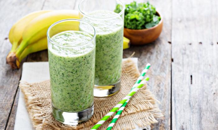 Banana Smoothie With Kale, Lime, and Cardamom (Recipe)