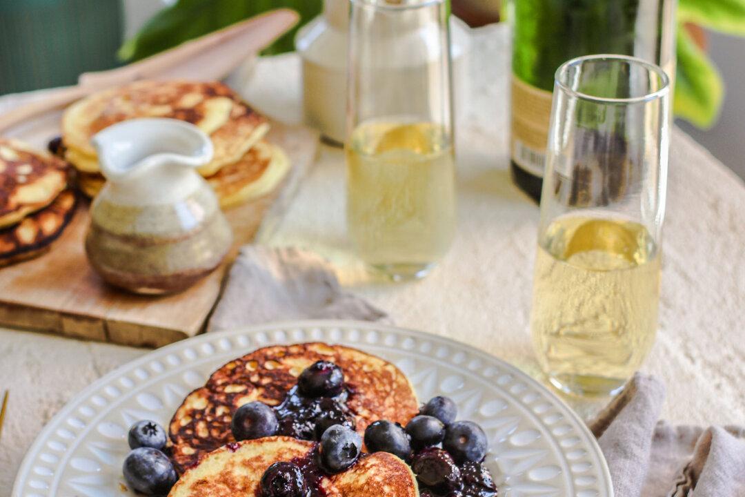 Surprise Your Mom With These Light and Fruity Ricotta Pancakes