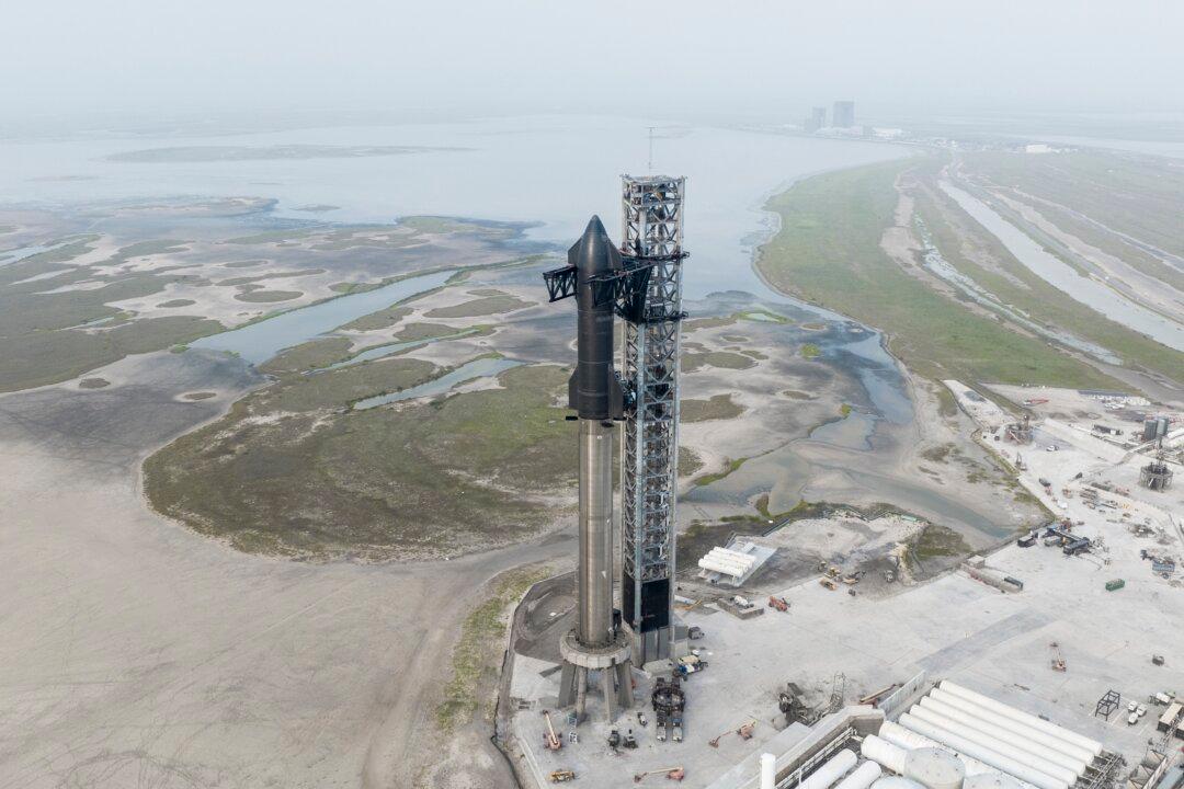 SpaceX Calls Off First Launch Attempt of Giant New Rocket