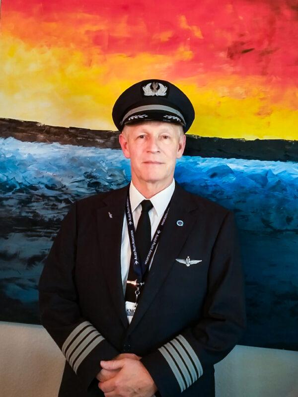 American Airlines Capt. Bob Snow, photographed in his San Antonio, Texas, home, shortly after air travel resumed amid the COVID-19 pandemic, in 2021. (Courtesy of Bob Snow)