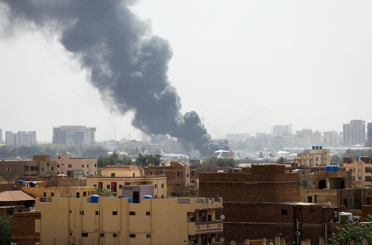 Japan Plans to Evacuate Citizens From Sudan Amid Deadly Fighting