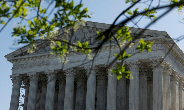 Supreme Court Temporarily Extends Access to Abortion Pill Mifepristone