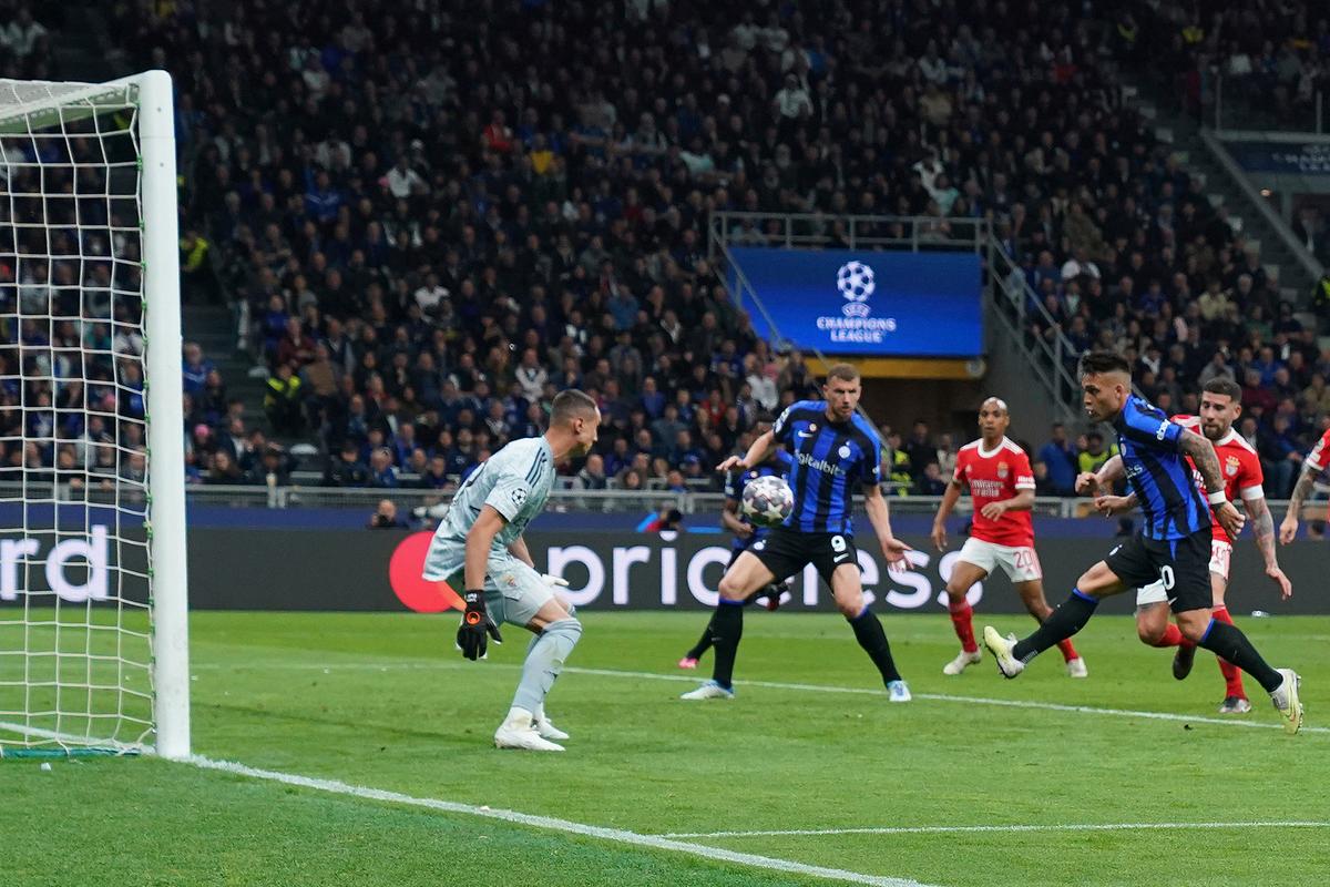 Inter Advances Past Benfica, Sets up Milan Semifinal in Champions League