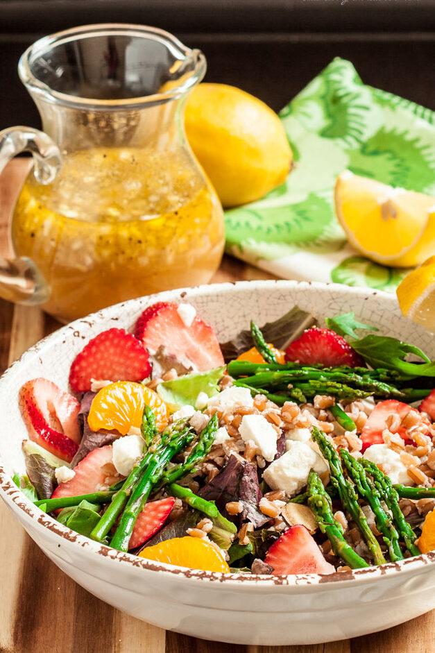Strawberry Salad With Asparagus