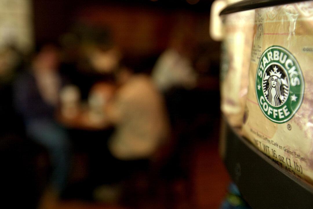 Man Shot to Death at a Starbucks in Mexico City