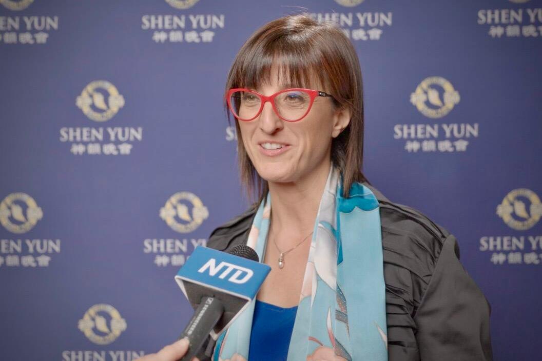 Italian Singer: I Would Watch Shen Yun One More Time