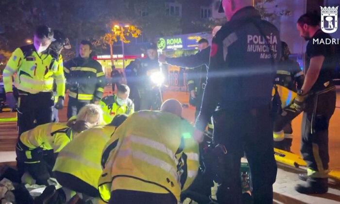 2 People Die, 12 Hurt in Madrid Restaurant Blaze