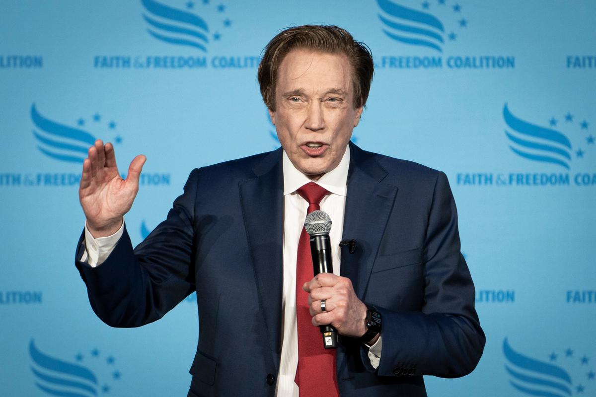 Trump Gets Perry Johnson’s Endorsement After Candidate Drops Out of 2024 Race