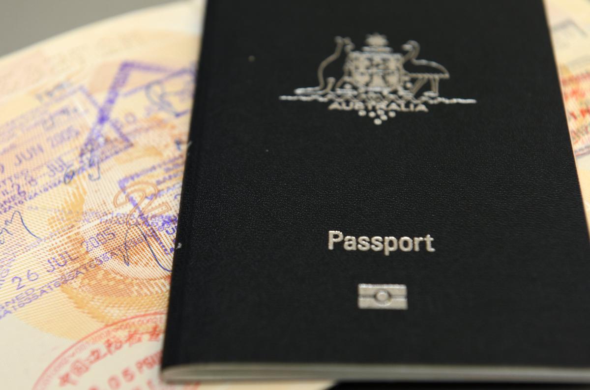 Kiwis Granted Direct Citizenship Pathway in Australia in ‘Historic Decision,’ NZ PM Says