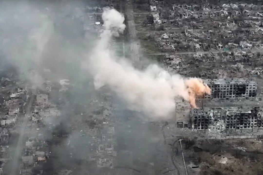 Russia Continues Fighting for Bakhmut