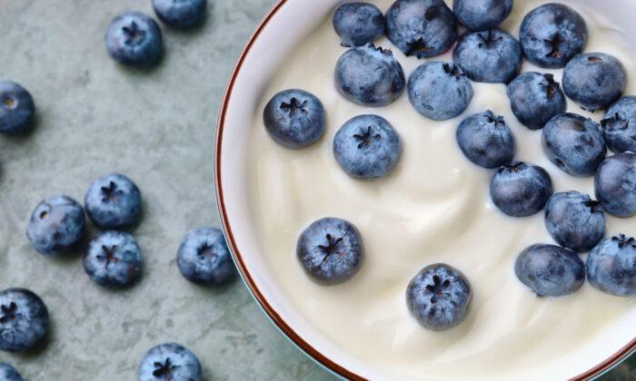 Benefits of Blueberries for Blood Pressure May Be Blocked by Yogurt