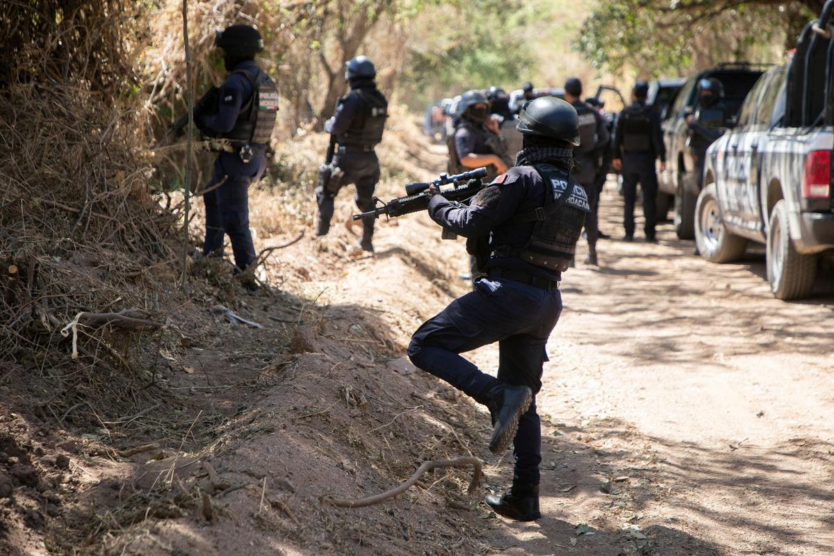 7 Dead in Rural Mexico Clash Between Soldiers, Gunmen