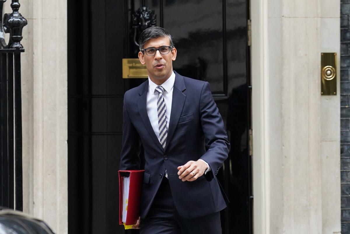 Prime Minister Rishi Sunak departs 10 Downing Street to attend Prime Minister's Questions at the Houses of Parliament, in London, on April 26, 2023. (Stefan Rousseau/PA Media)