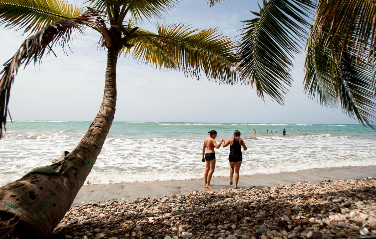 FBI Issues Warning to Americans Thinking of Traveling to Caribbean Country