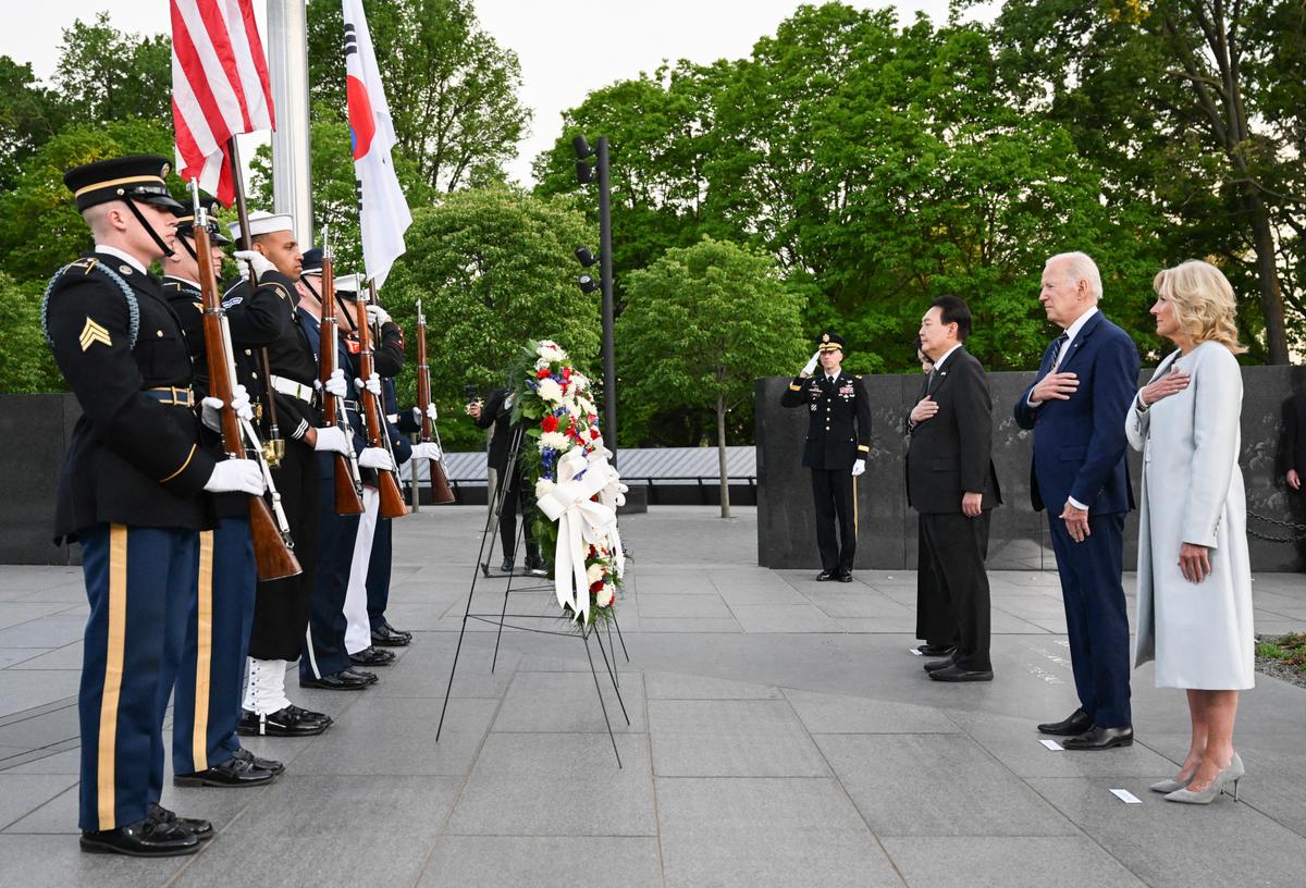 US, South Korea to Strengthen Ties to Address Nuclear Crises