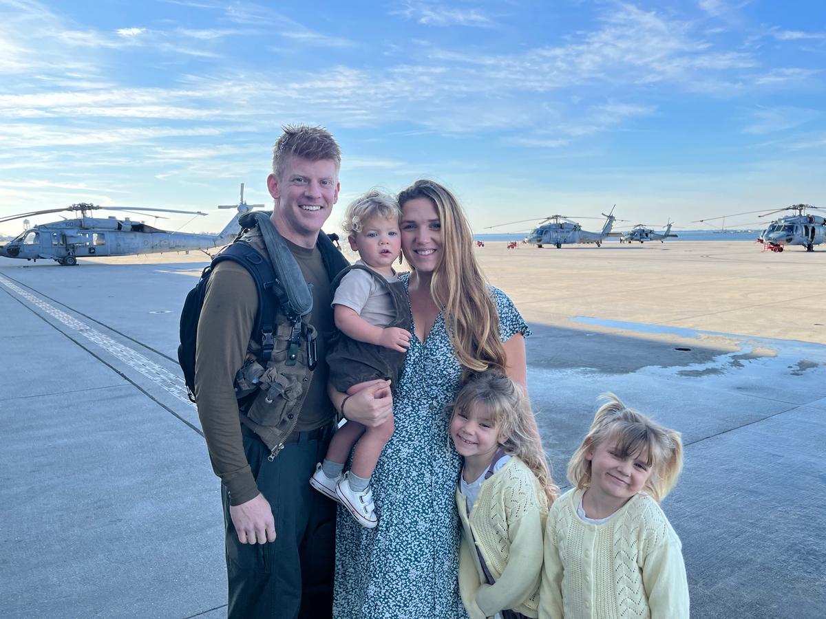 Meg Thompson and Cameron Thompson with their three children. (Courtesy of <a href="https://www.instagram.com/flourishingmotherhood/">Meg Thompson</a>)